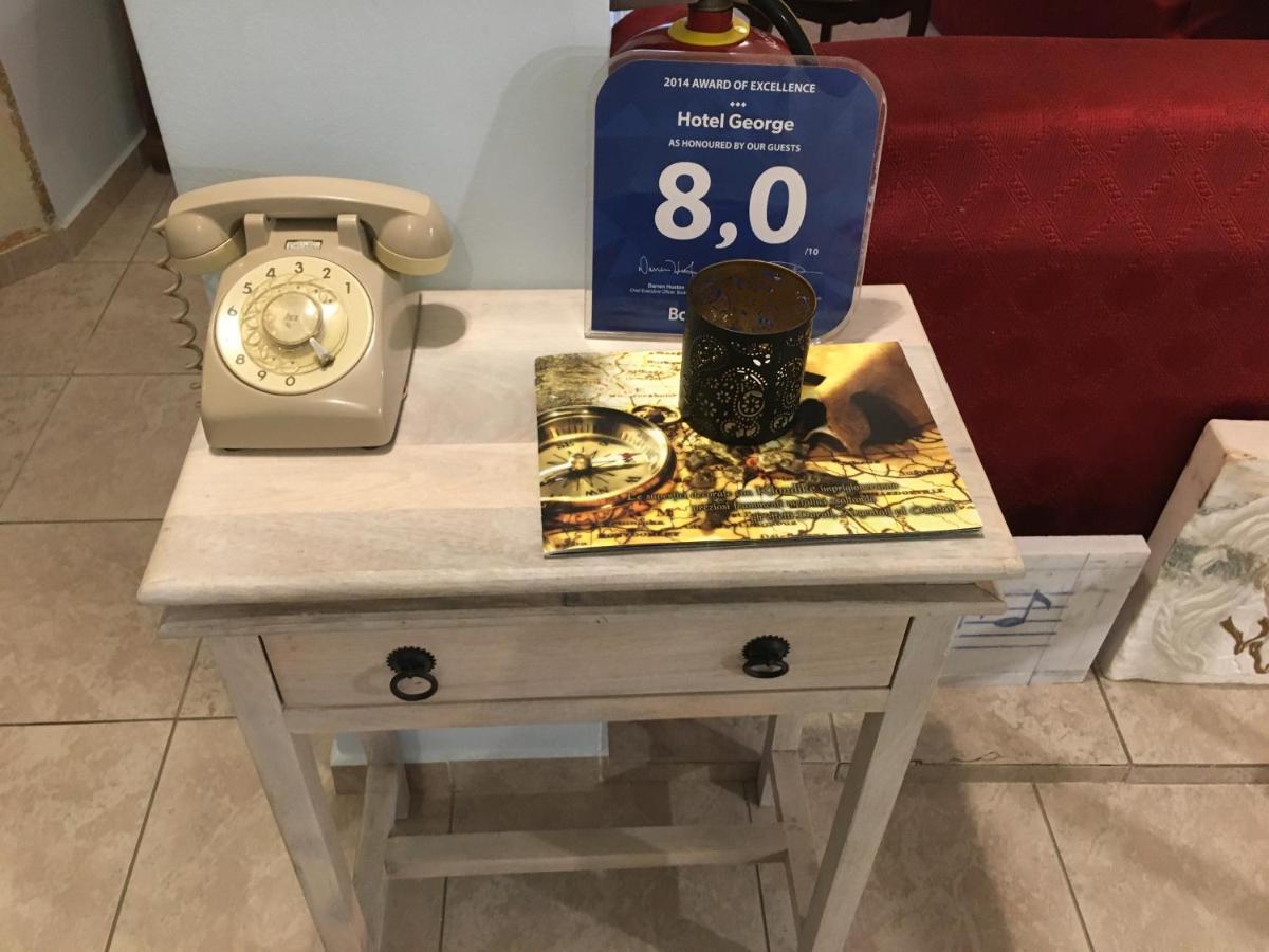 קלמאטה Hotel George מראה חיצוני תמונה