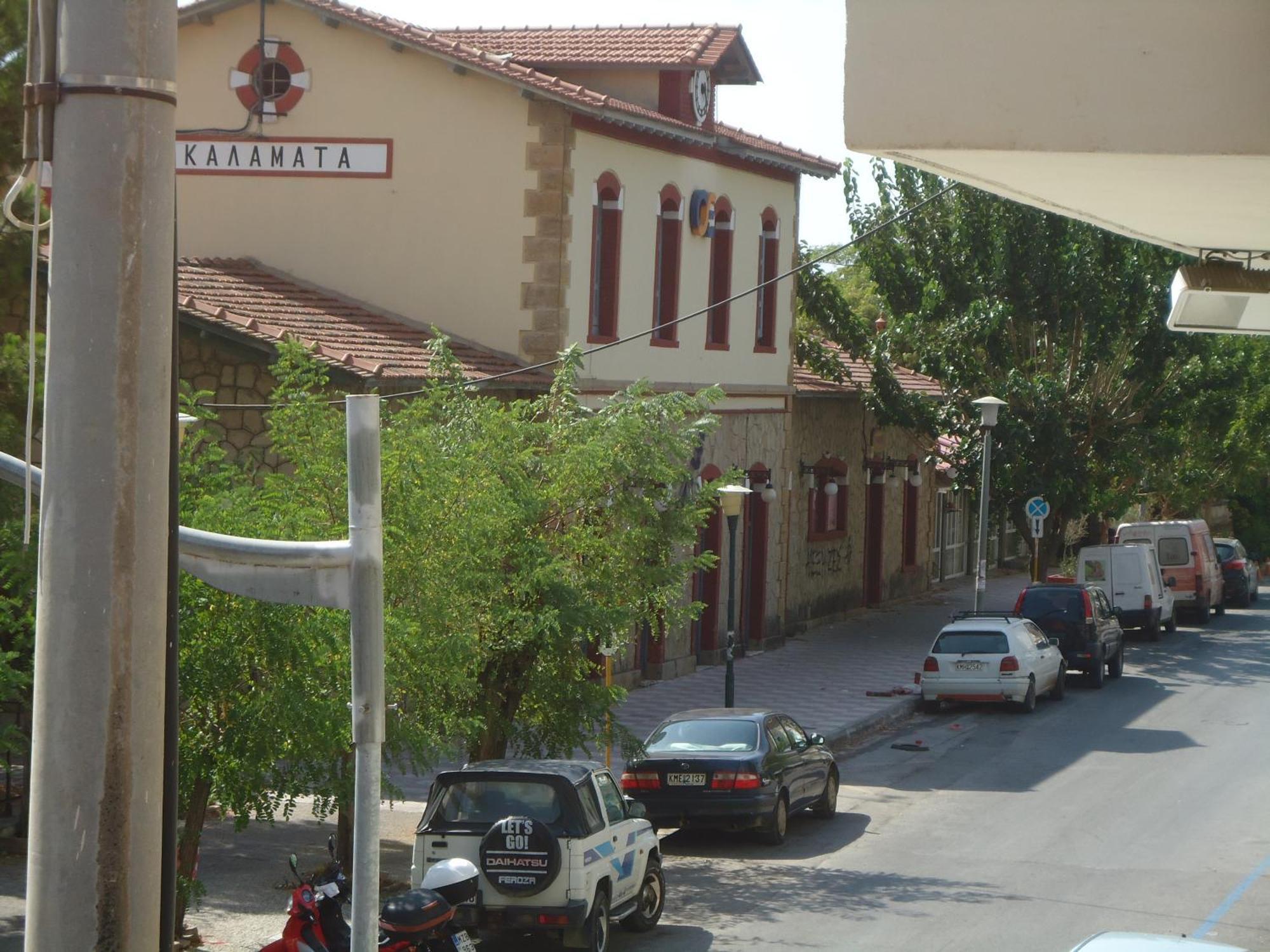 קלמאטה Hotel George מראה חיצוני תמונה