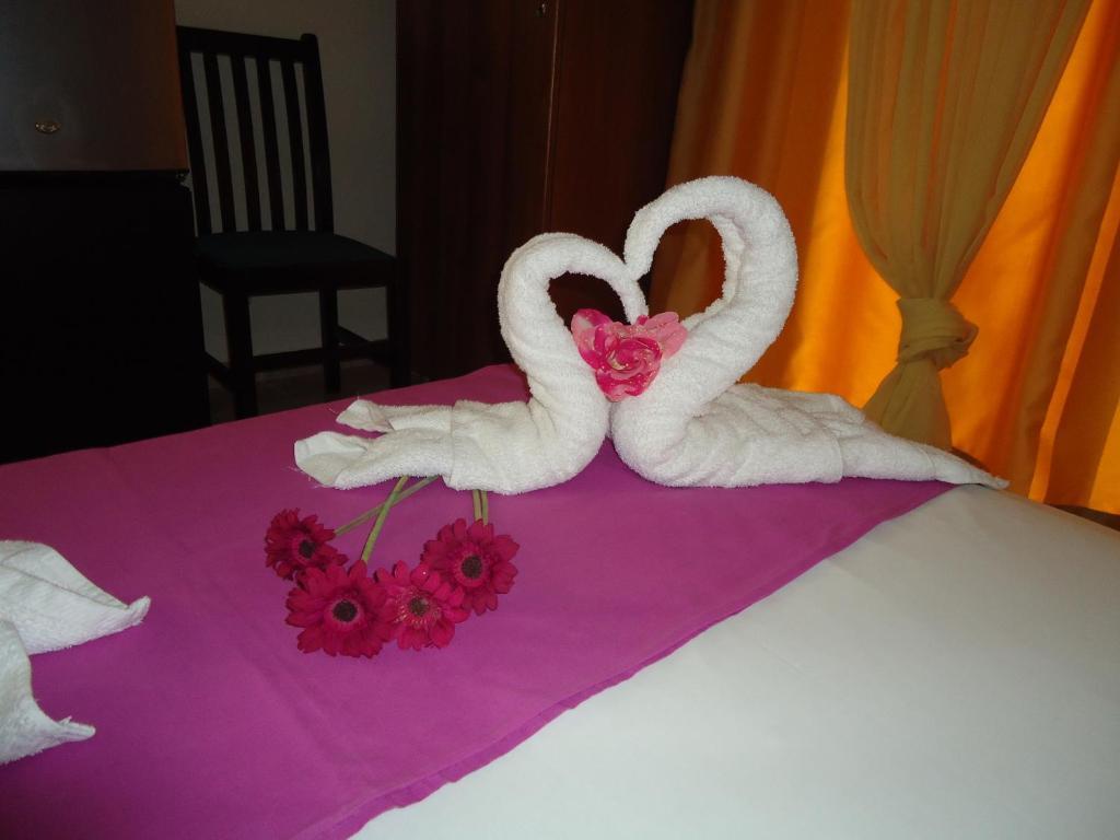 קלמאטה Hotel George מראה חיצוני תמונה