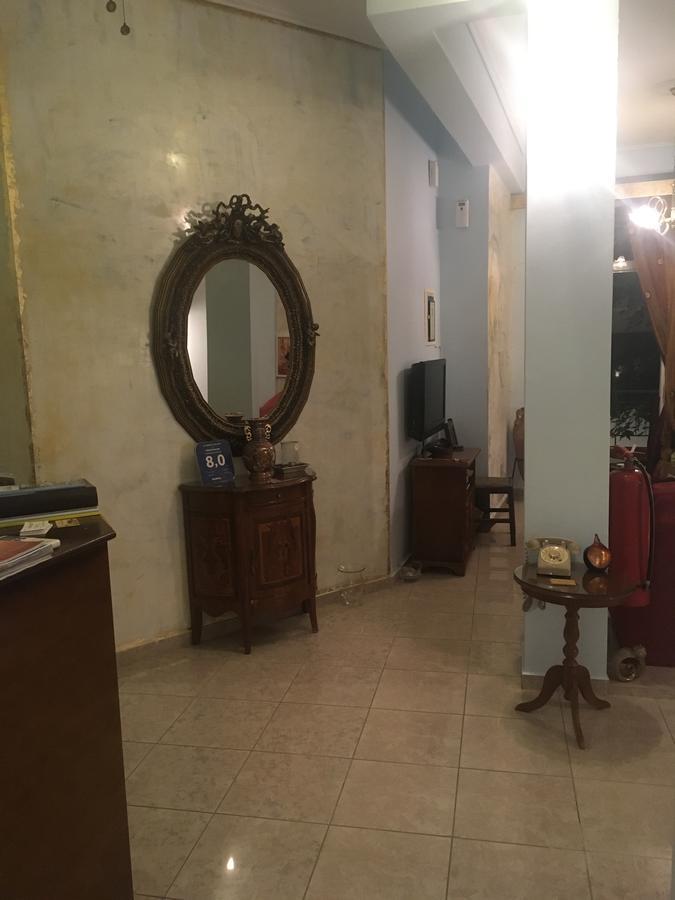 קלמאטה Hotel George מראה חיצוני תמונה
